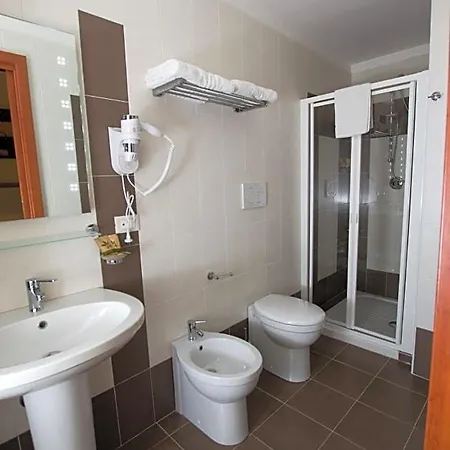 Al Viale Bed & Breakfast 4*