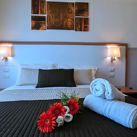 Al Viale Bed & Breakfast 4*